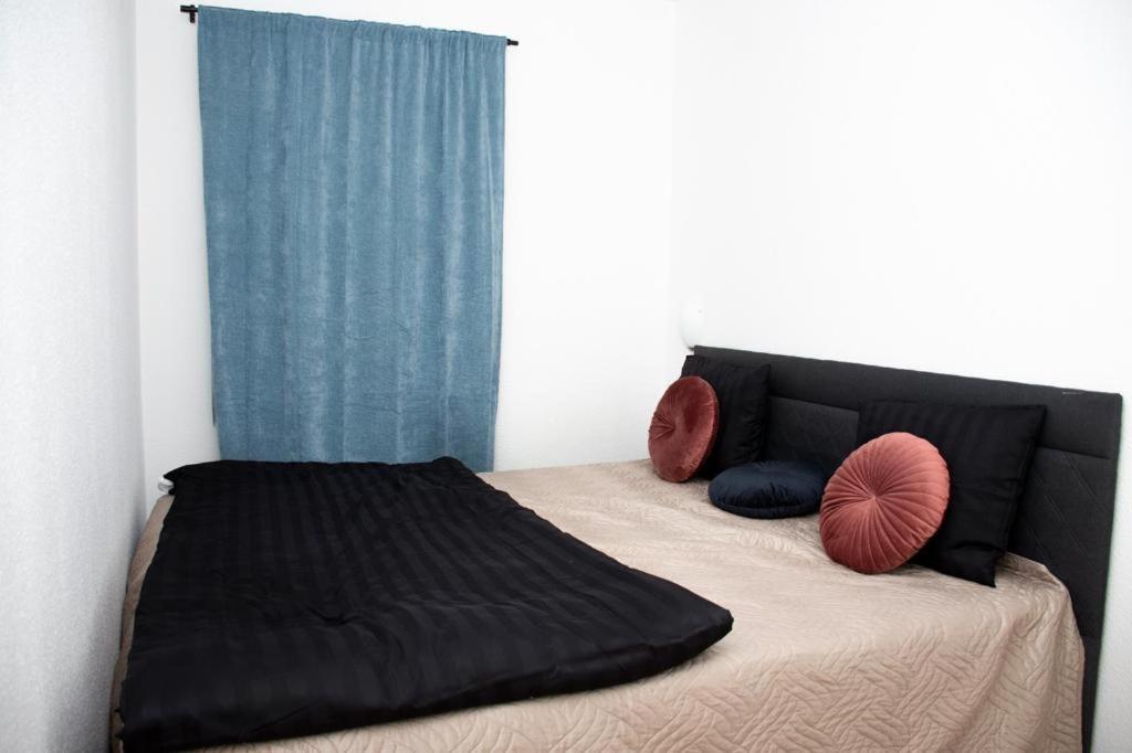 Entire Apartment Malmo 2 Bedrooms-Tv Lounge-Balcony 외부 사진